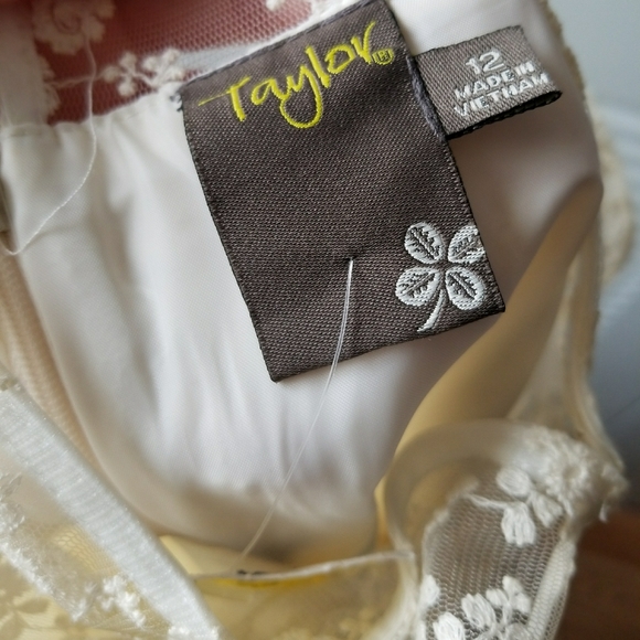 NWT Taylor White Dress - Picture 7 of 7